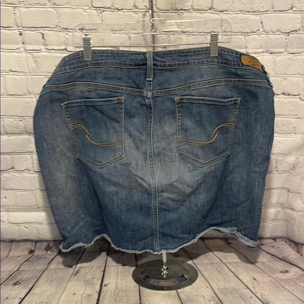 Signature by Levi’s High Rise denim medium wash color jean skirt | Size 24W